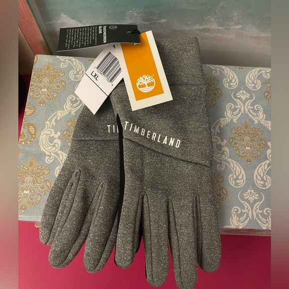 💕NWT TIMBERLAND GLOVES💕 - Picture 1 of 4